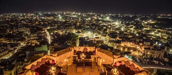 Hotel Rajmandir