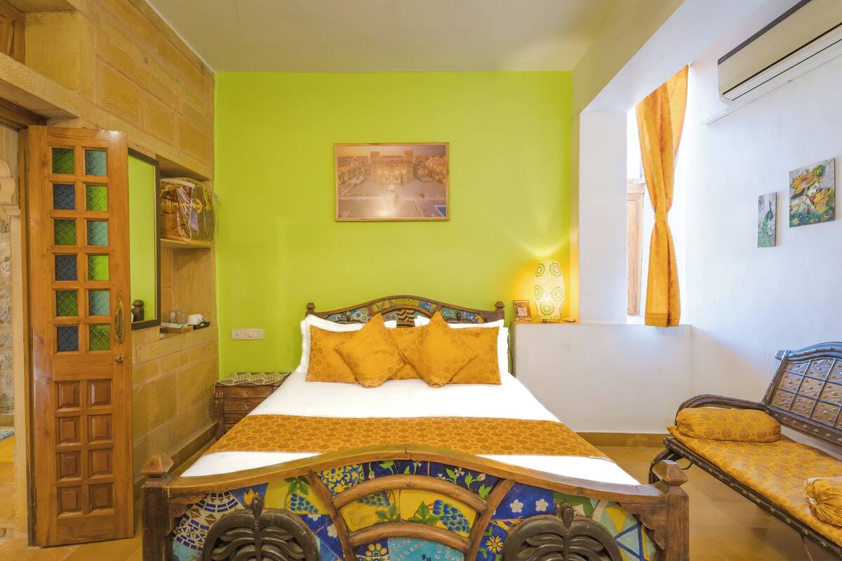 Standard Double Room | Free WiFi