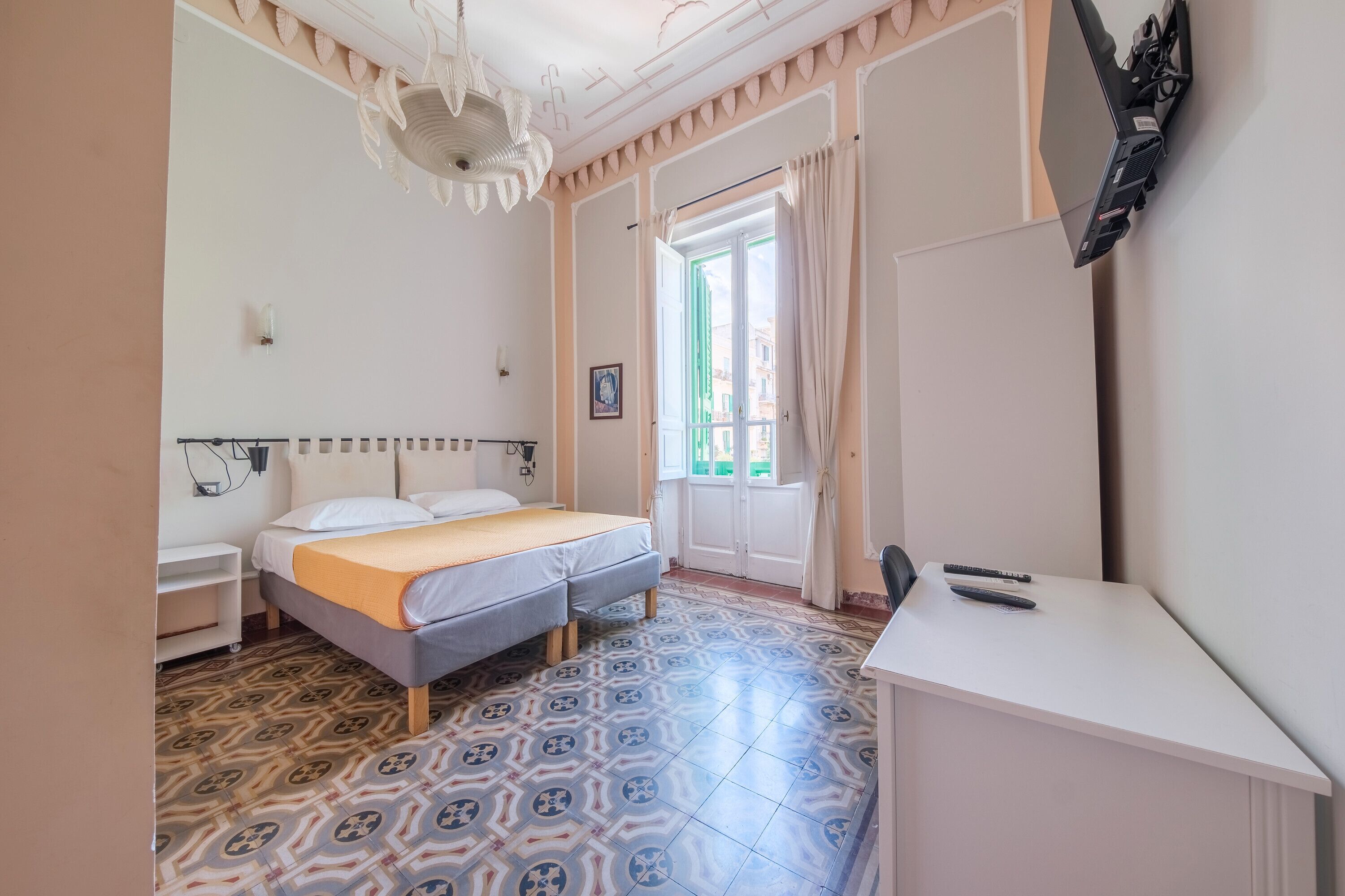 1 chambre, Wi-Fi, draps fournis