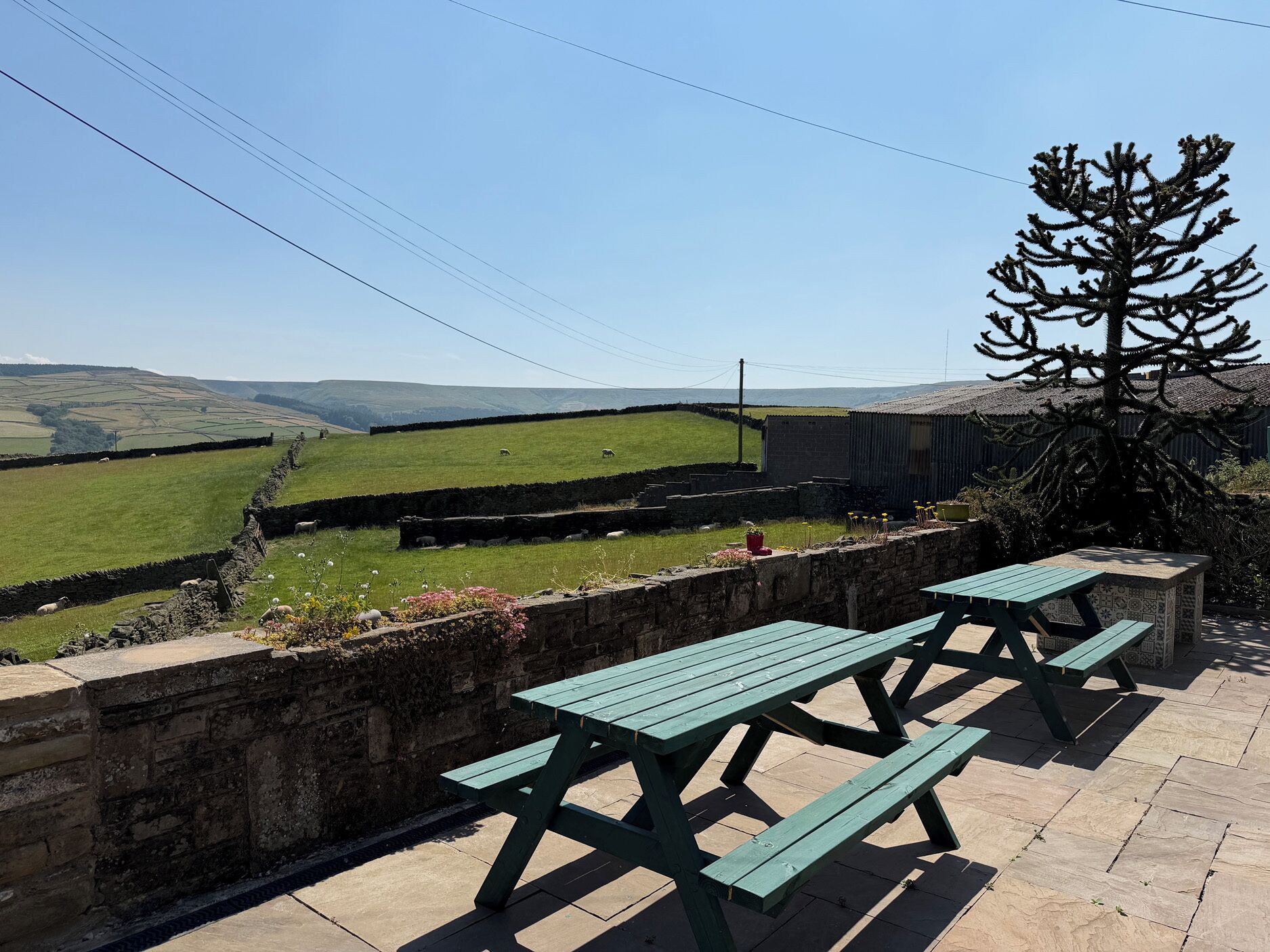 Cottage | Outdoor dining