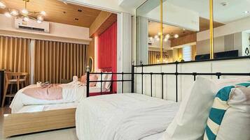 1 bedroom, iron/ironing board, WiFi, bed sheets