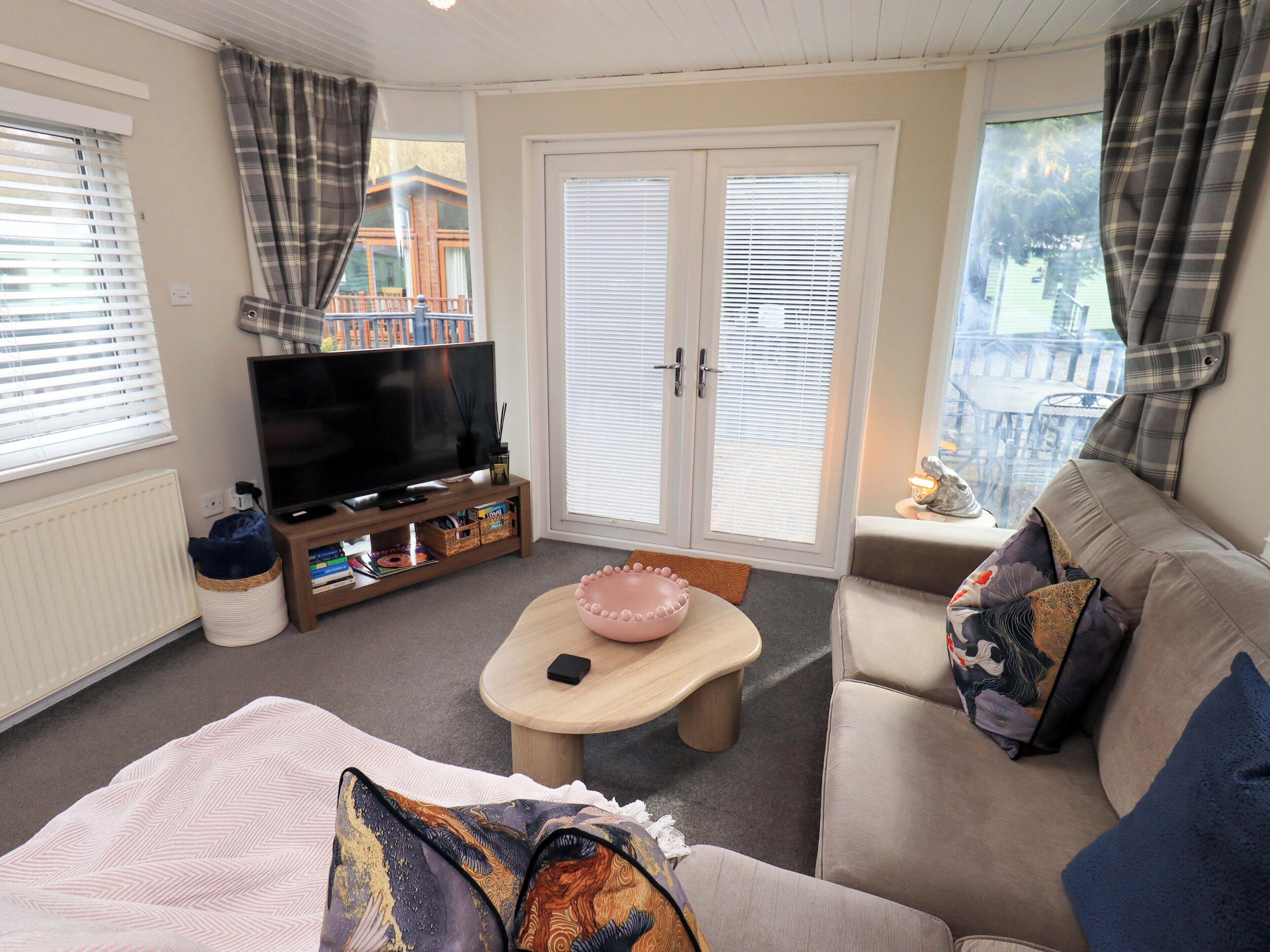 Evermore Lodge, Family Friendly, With Pool In Windermere - Coniston