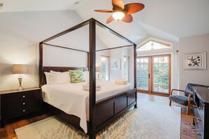 4 soverom, strykejern/-brett, wi-fi (inkludert) og sengetøy