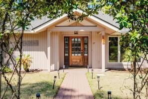 Exterior detail - 17 Pelican- North Forest Beach Ranch, Short Walk to Beach (Hilton Head Island)