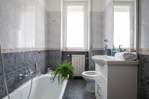 Bidet - Casa Ariosto - Humanitas | Forum Assago (Rozzano)