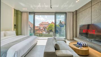 Deluxe Room, Balcony, City View | Desk, free WiFi, bed sheets