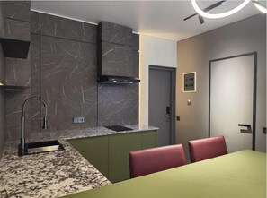 Standard Apartment, Balcony, City View | Private kitchen