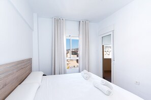 2 soverom, strykejern/-brett, wi-fi (inkludert) og sengetøy