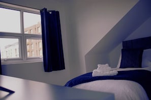 Apartemen Eksklusif, Beberapa Tempat Tidur, Bebas Asap Rokok | Seprai katun Mesir, seprai premium, dan busa memori