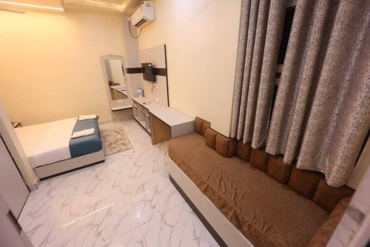 Deluxe Room | Free WiFi