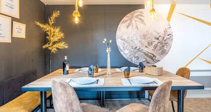 Chambre d'hÎtes 'Chambre Camélia' avec jardin partagé et Wi-Fi