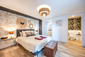1 bedroom, WiFi, bed sheets, wheelchair access