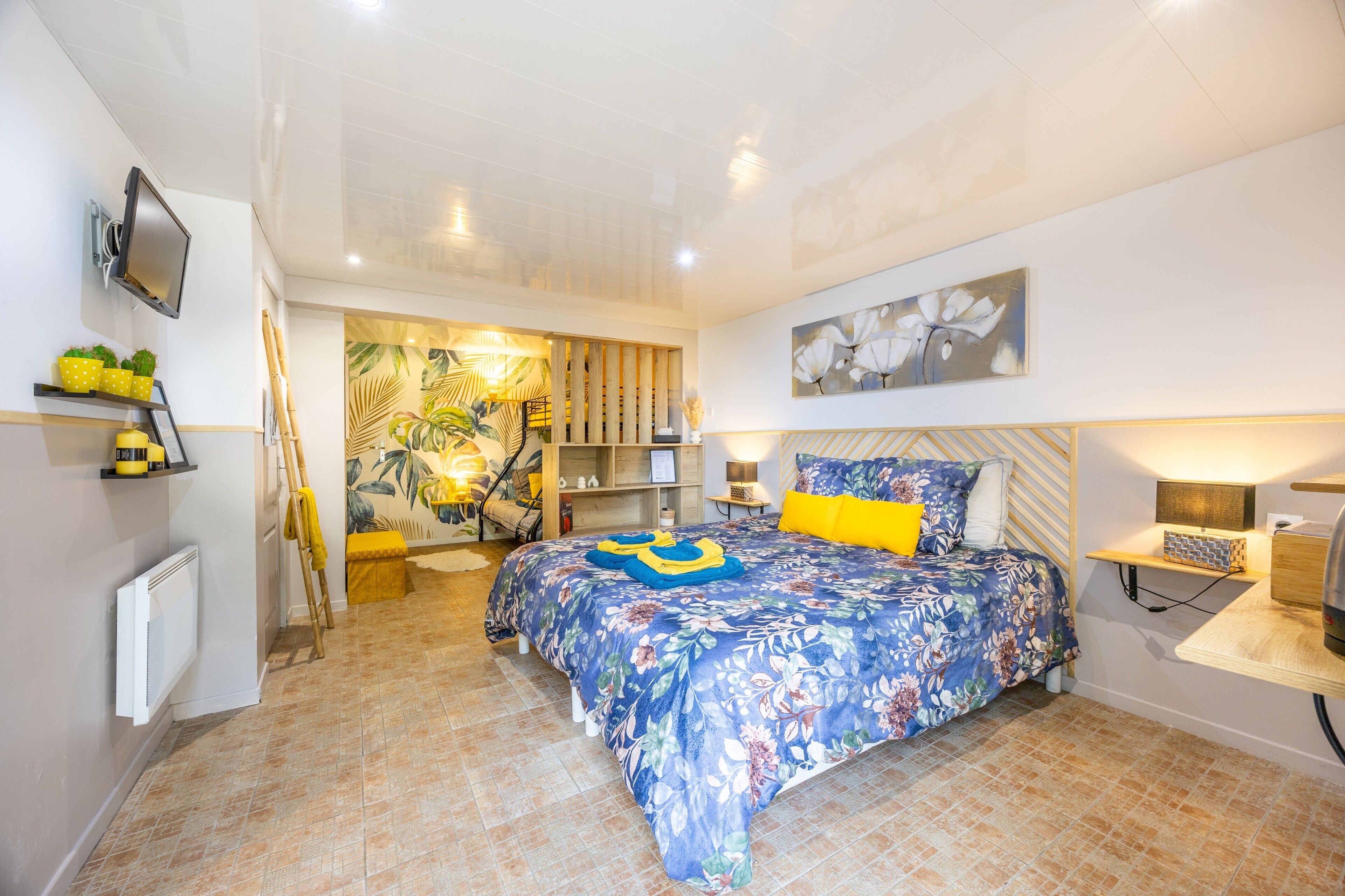 1 bedroom, WiFi, bed sheets, wheelchair access