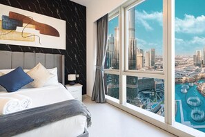 Luxury Apartment, Balcony, City View