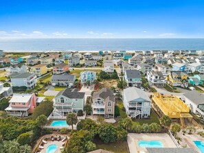Exterior - Holden Beach's Livin Easy: A spacious 4BR home steps from the sand, perfect for 10! (Holden Beach)