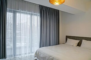 2 quartos, ferros/tábuas de passar roupa, Wi-Fi, roupa de cama