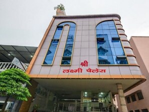 Façana frontal de l'allotjament