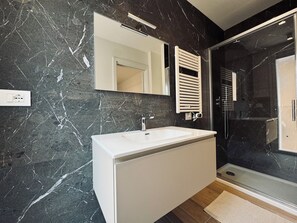 Bathroom - Liverani (Imola)