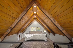 1 bedroom, bed sheets