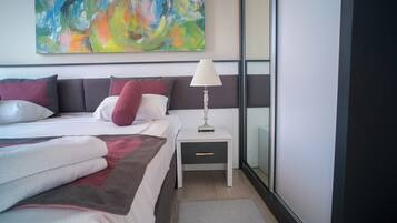 Comfort Double or Twin Room, Balcony, Mountain View | In-room safe, desk, laptop workspace, iron/ironing board
