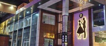 Dream House Club And Resort