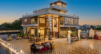 Dream House Club And Resort