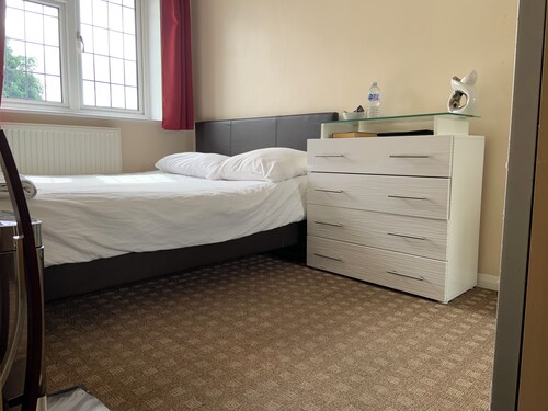 Bianca's House Hotel Heathrow Airport