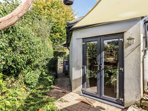 Exterior detail - The Workshop (Tavistock)