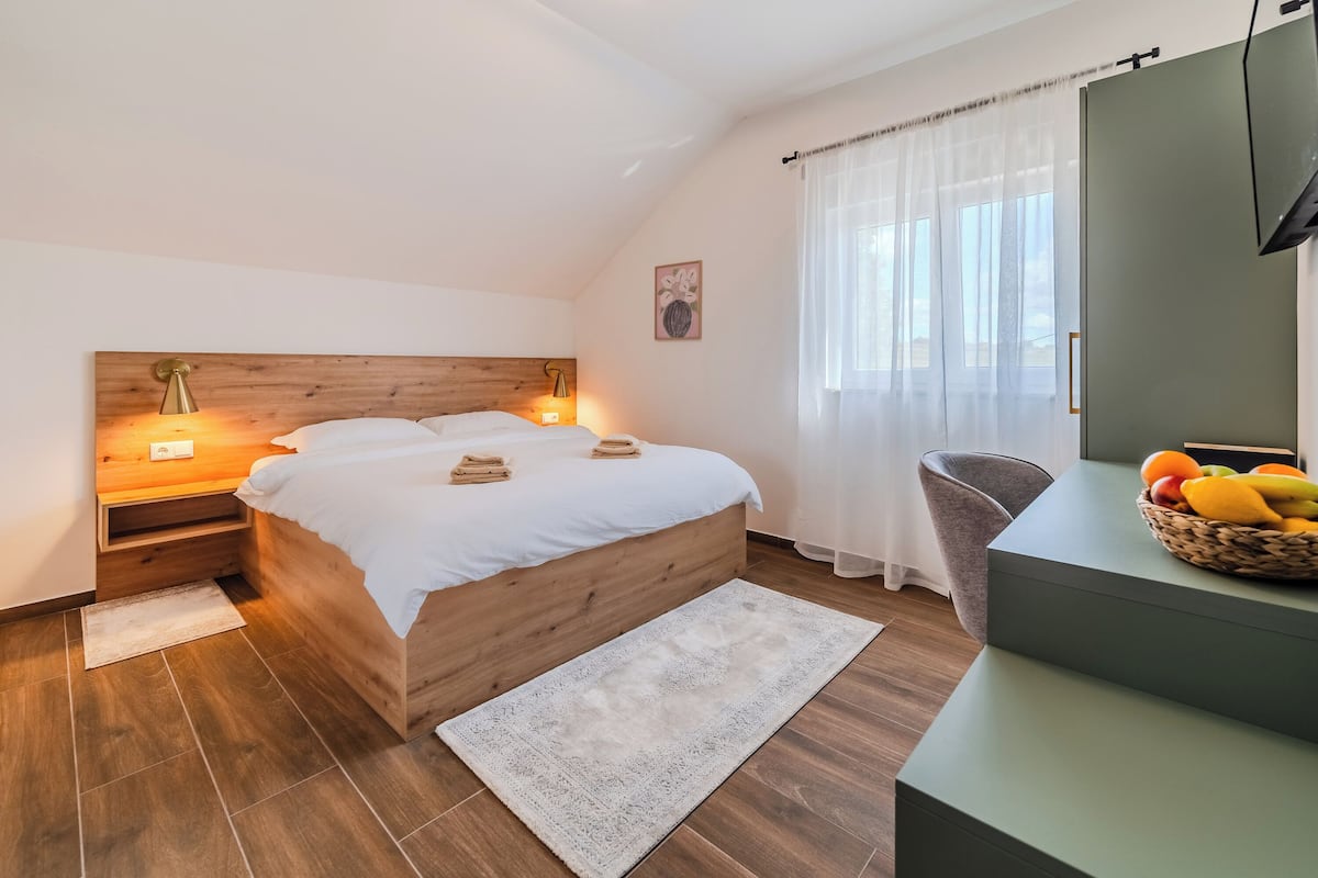 Monolocale familiare (Plitvice Lakes Apartments and Rooms 7) | 1 camera, Wi-Fi gratuito, lenzuola
