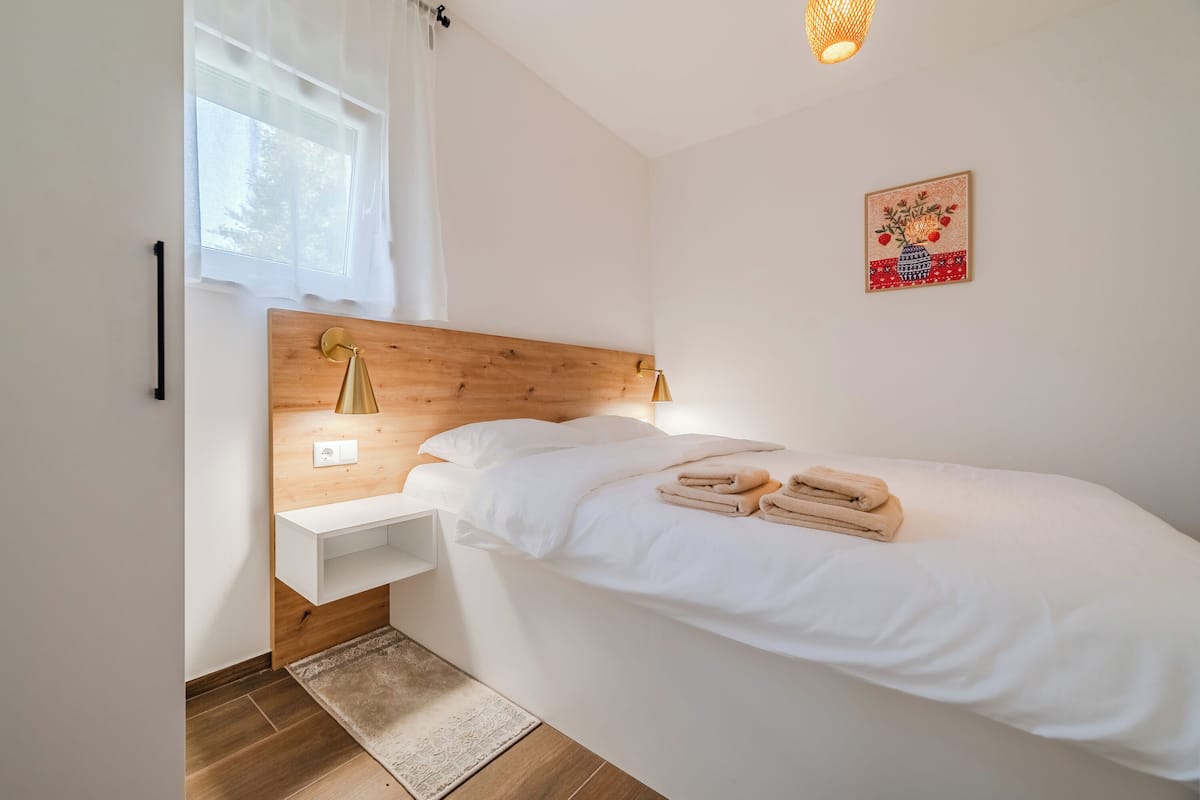 Familie appartement, 1 slaapkamer (Plitvice Lakes Apartments and Rooms 1) | 1 slaapkamer, gratis wifi, beddengoed