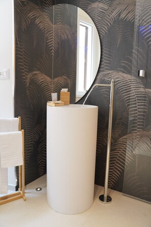 Hair dryer, towels
