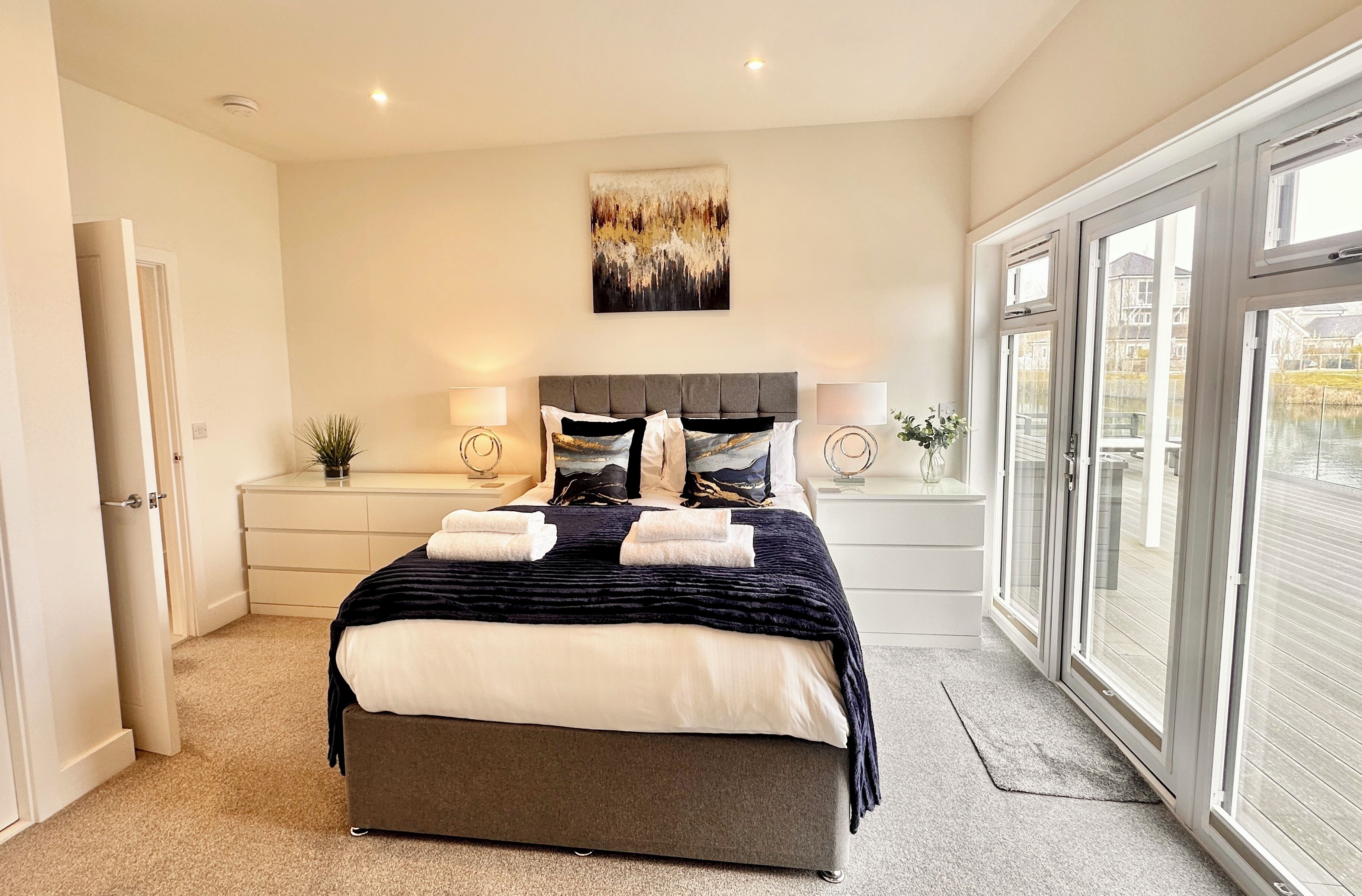 4 bedrooms, iron/ironing board, travel crib, free WiFi