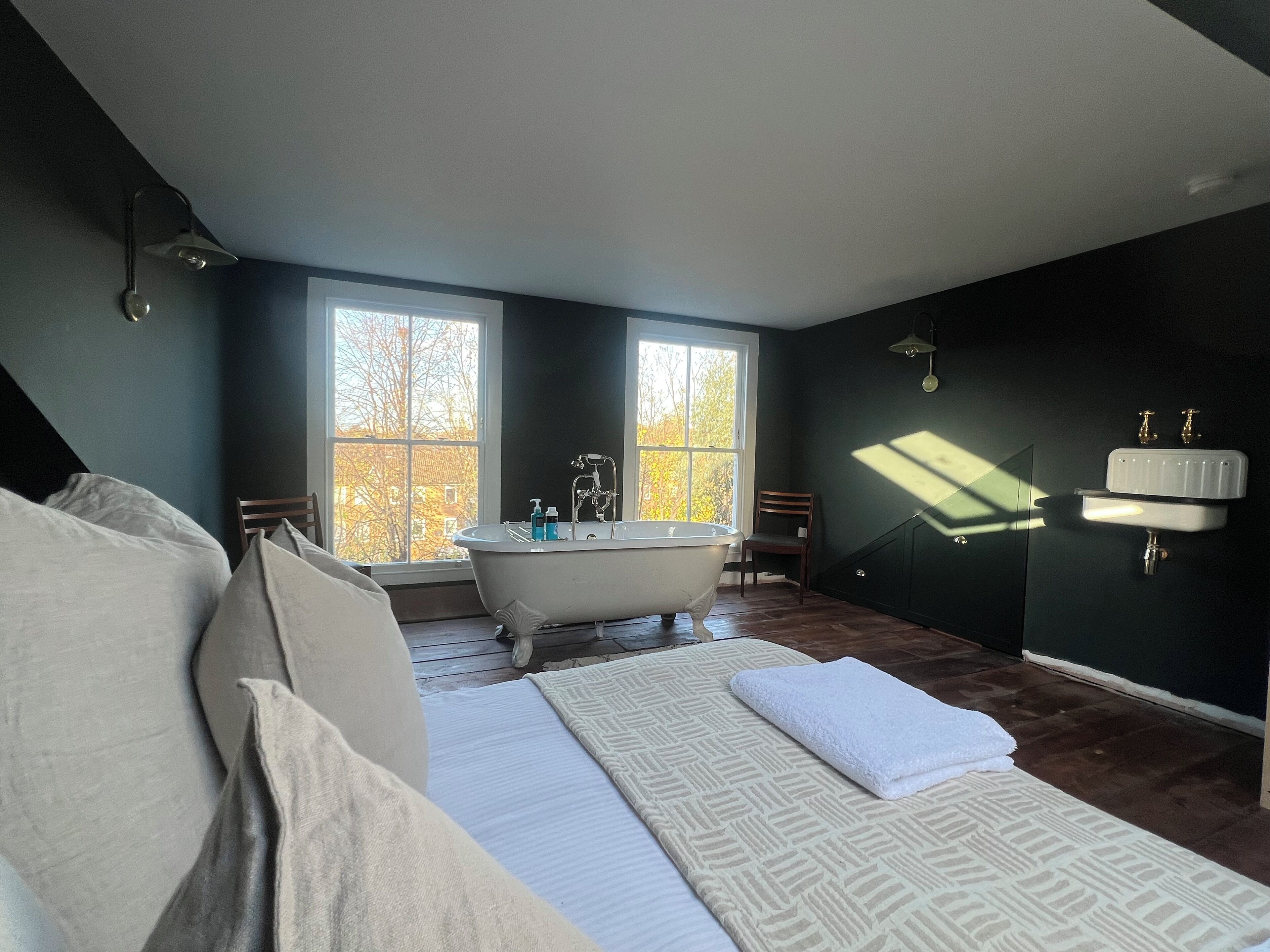 3 camere, ferro/asse da stiro, culla da viaggio, accesso a Internet