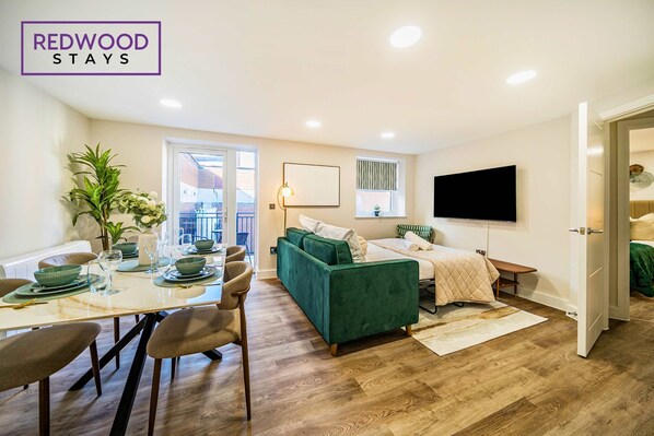 1 bedroom, desk, iron/ironing board, travel cot