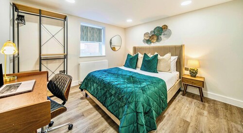 Town Center| Contractors/Families | WiFi | Balcony