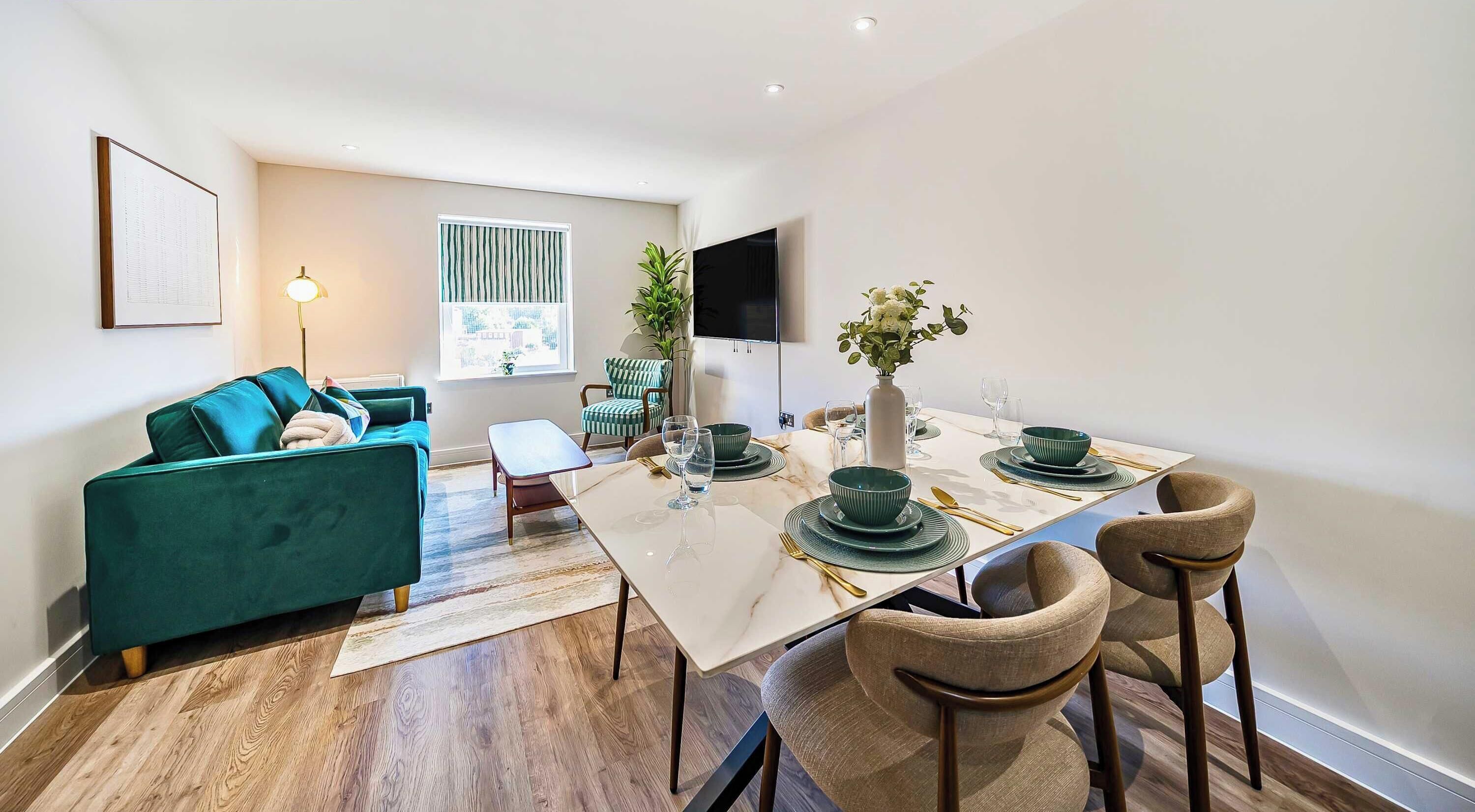 المنشأة من الداخل