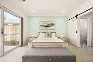 3 عدّة غرف نوم ومكتب ومكواة/لوح كي وواي فاي