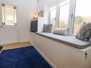 Interior - Greengates (Rye)