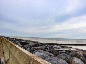 Beach nearby - Greengates (Rye)