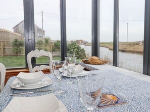 Dining - Greengates (Rye)