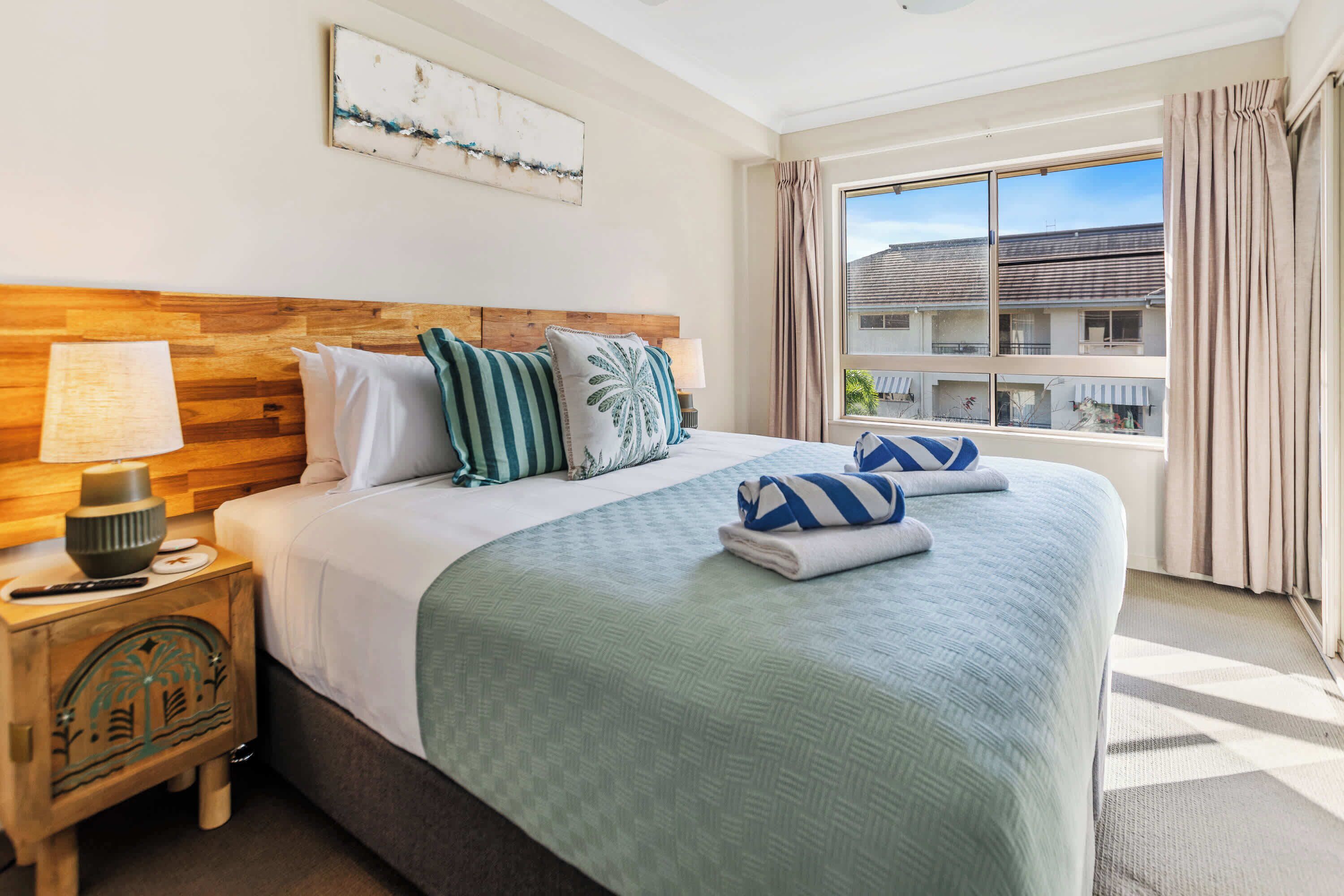 2 bedrooms, iron/ironing board, travel cot, WiFi