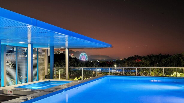 Unclassified image, 1 of 36, button - Waterfront Bliss Harbour Lights Gym and City View (Cairns City)