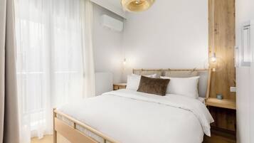 Apartamento, 3 habitaciones, balcón, vistas a la ciudad | Tabla de planchar con plancha y wifi gratis