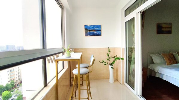 Comfort Apartment, 1 Double Bed with Sofa bed, Non Smoking, City View | Terrace/patio