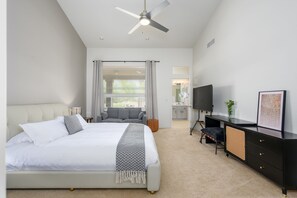 4 sovrum, skrivbord, strykjärn/strykbräda och gratis wi-fi