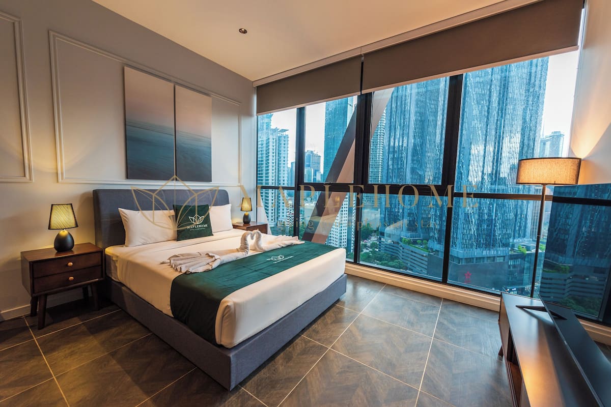 Premier suite, 1 queensize bed, niet-roken | Een bureau, verduisterende gordijnen, een strijkplank/strijkijzer