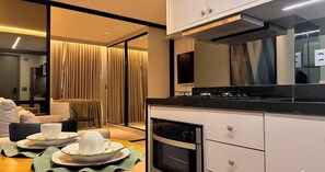 Deluxe Apartment