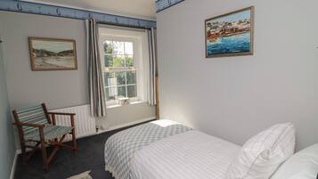 4 bedrooms, free WiFi, individually decorated, individually furnished