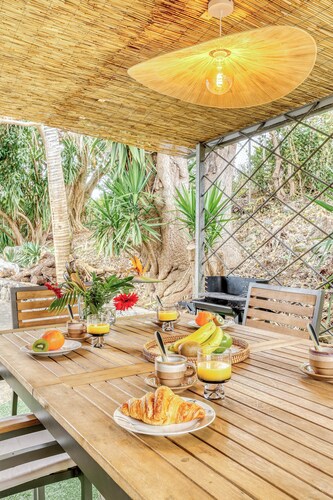 Villa créole rénovée dans l'Ouest, vue mer imprenable et  jacuzzi