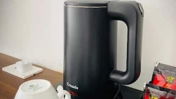 Kaffee und/oder Kaffeemaschine